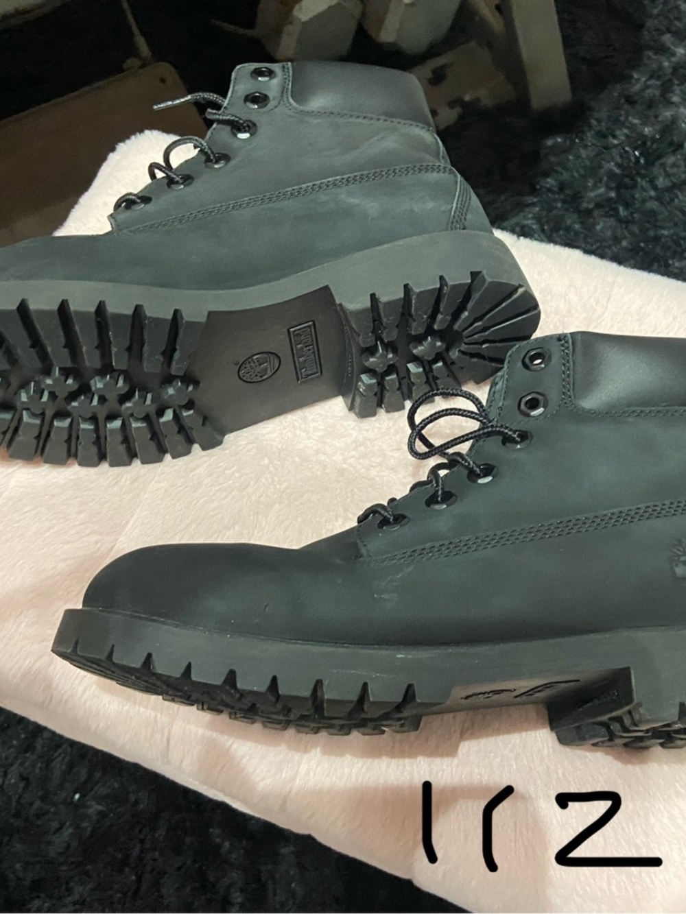 Black Timberlands Woman’s 8/Youth 6.5